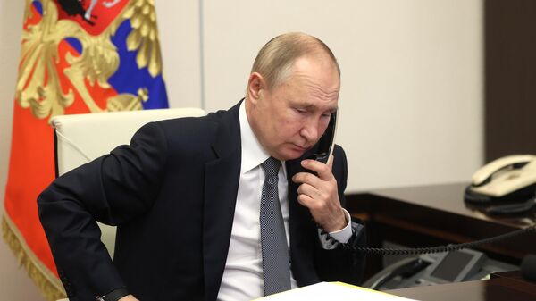 Путин поговорил по телефону с Пашиняном