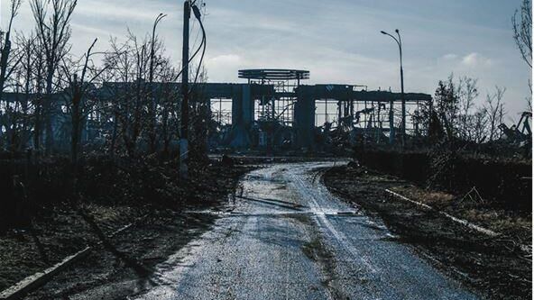 Аэропорт Луганска. Декабрь 2014 г. Фотография автора - РИА Новости, 1920, 30.03.2022