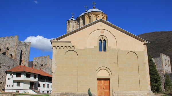 Монастырь Манасия в Сербии