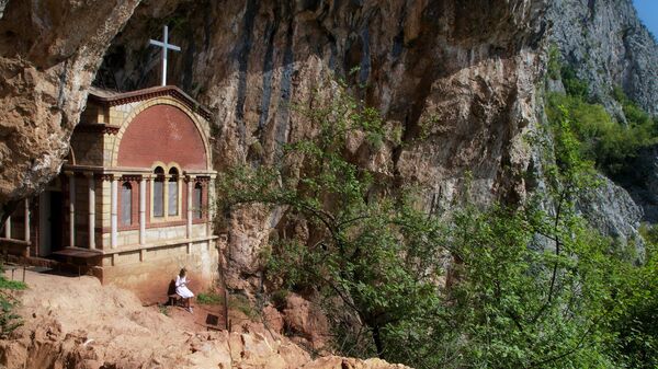 Часовня Св. Саввы на горе Каблар в Сербии