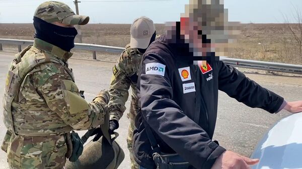 Момент задержания в Крыму подозреваемого в работе с СБУ