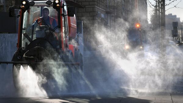 Промывка дорог в Москве специальным шампунем 