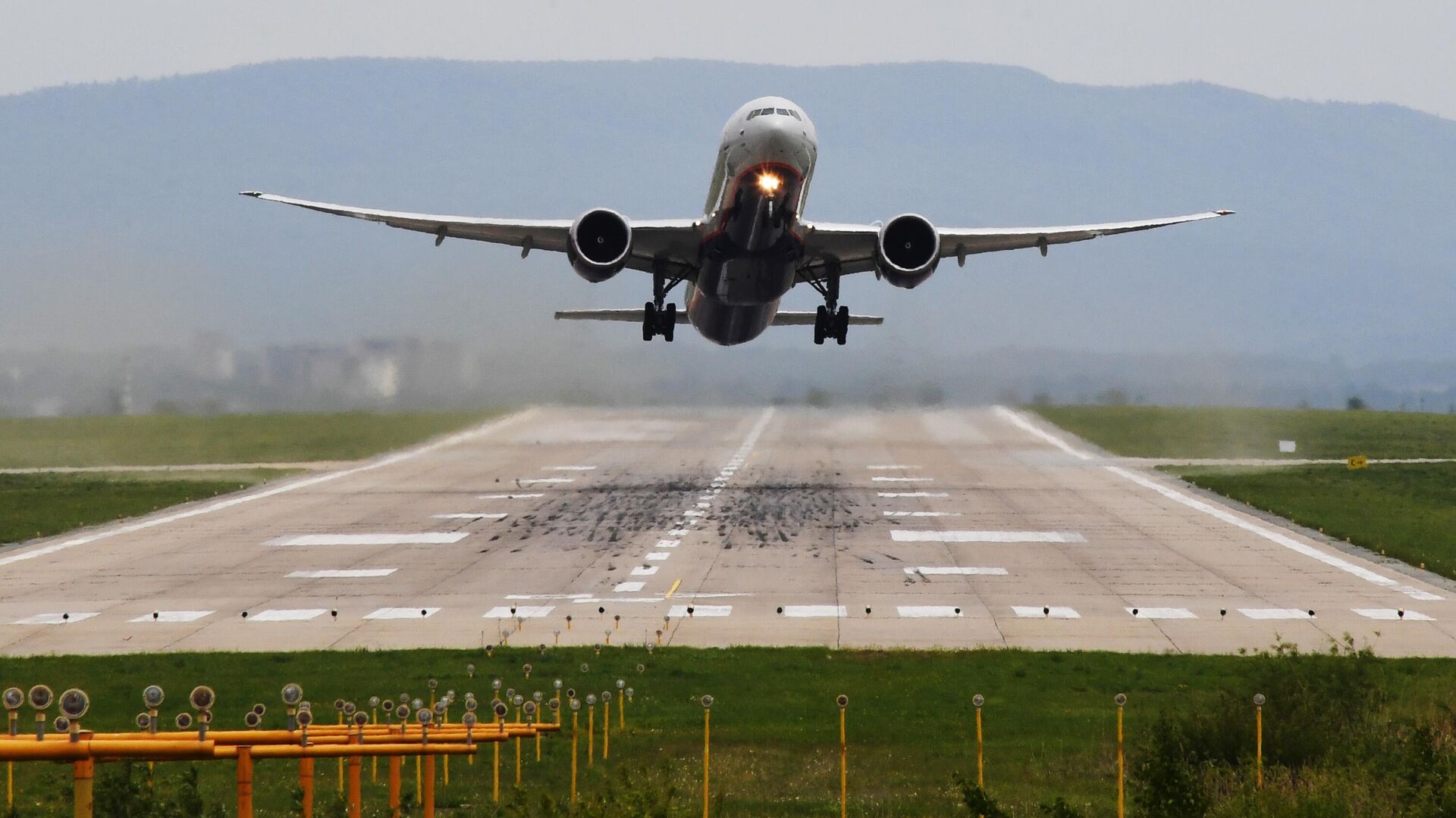 Самолет Boeing 777-300 ER С.Есенин авиакомпании Аэрофлот  - РИА Новости, 1920, 06.05.2022