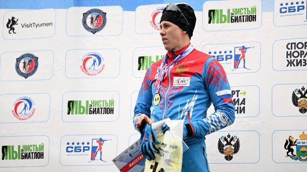Российский биатлонист Василий Томшин