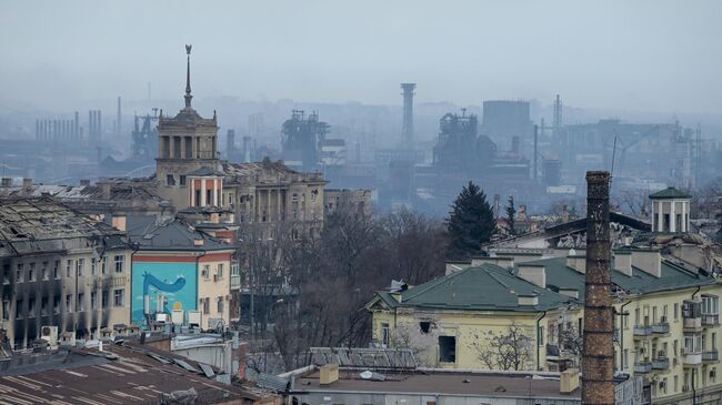 Вид Мариуполя в сторону металлургического комбината Азовсталь