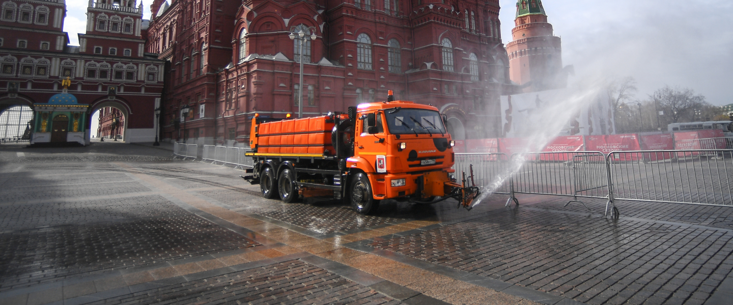 Вымыть все! Как Москву готовят к весне