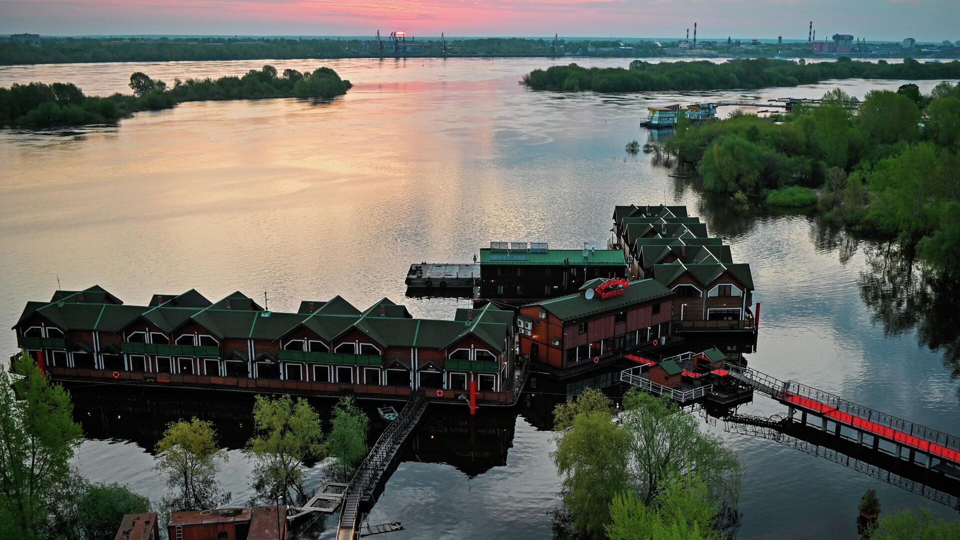 Панорамный вид на Волгу в Нижнем Новгороде - РИА Новости, 1920, 05.05.2023