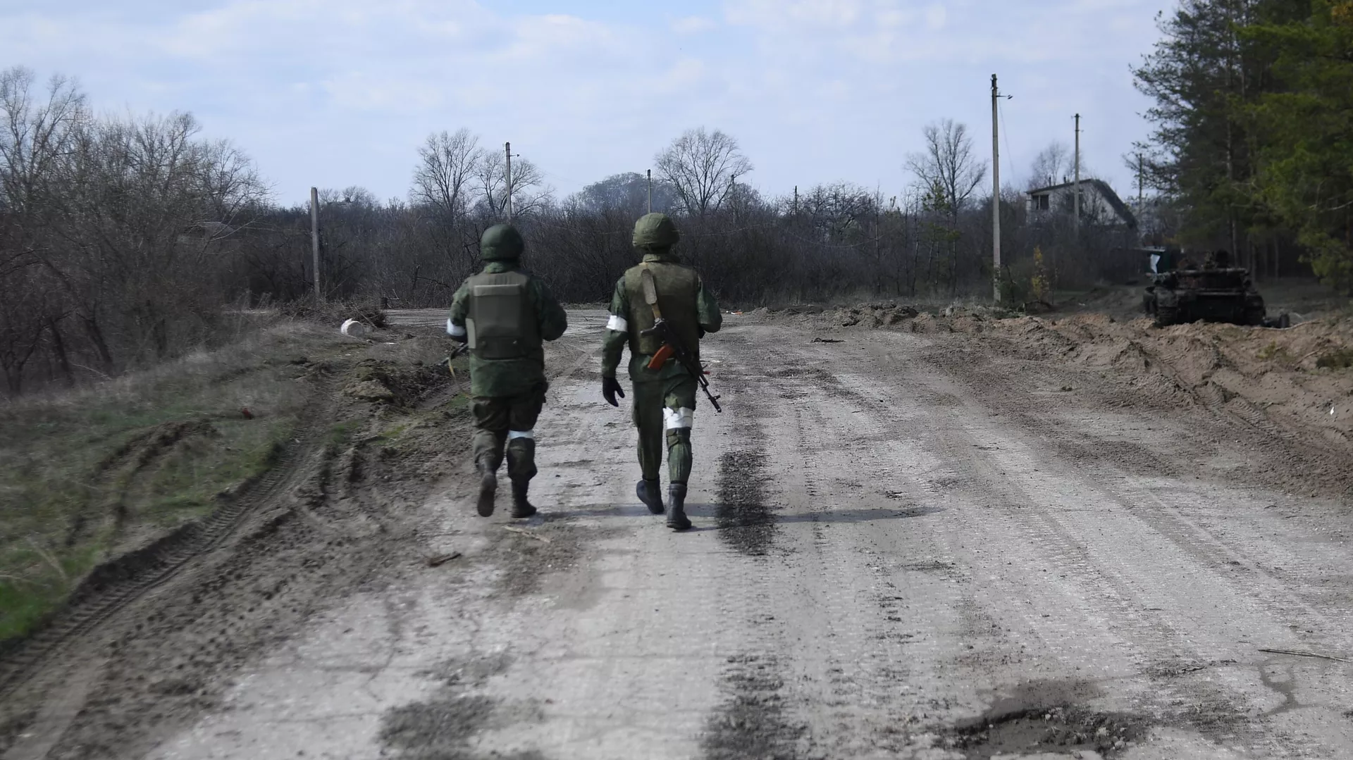 Az LPR népi milíciájának katonái Szeverodonyeck közelében - RIA Novosti, 1920, 2022.05.22.