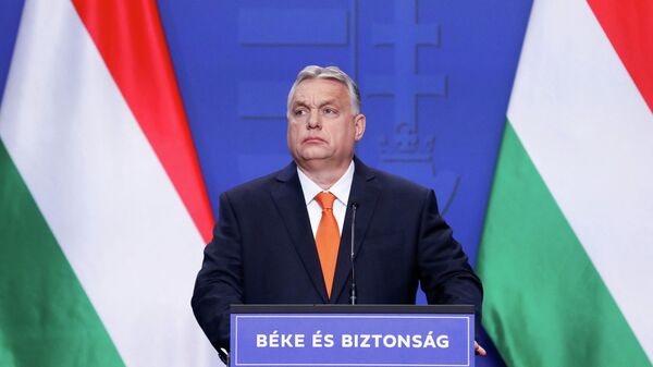 Премьер-министр Венгрии Виктор Орбан во время пресс-конференции в Будапеште