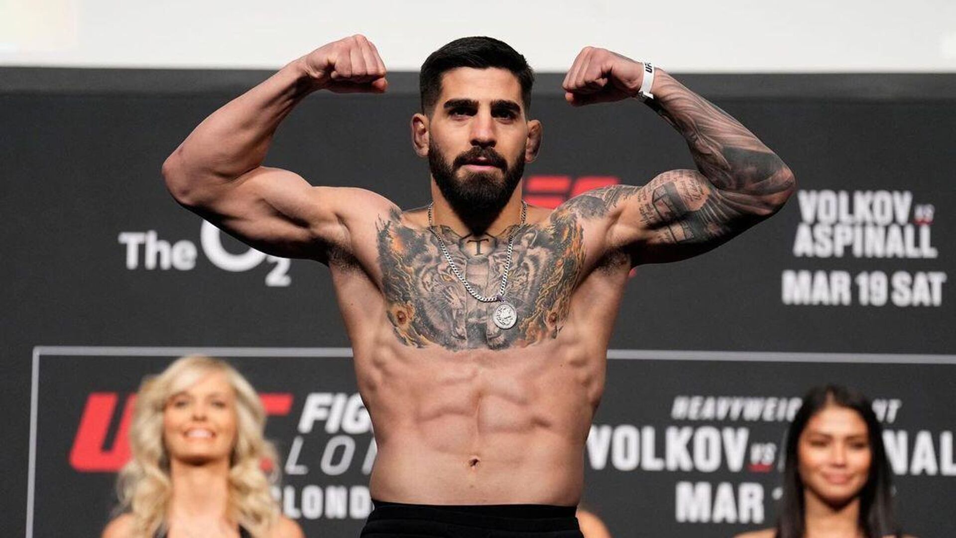 Грузинский боец UFC избил посетителя бара в Испании - РИА Новости Спорт,  05.01.2023