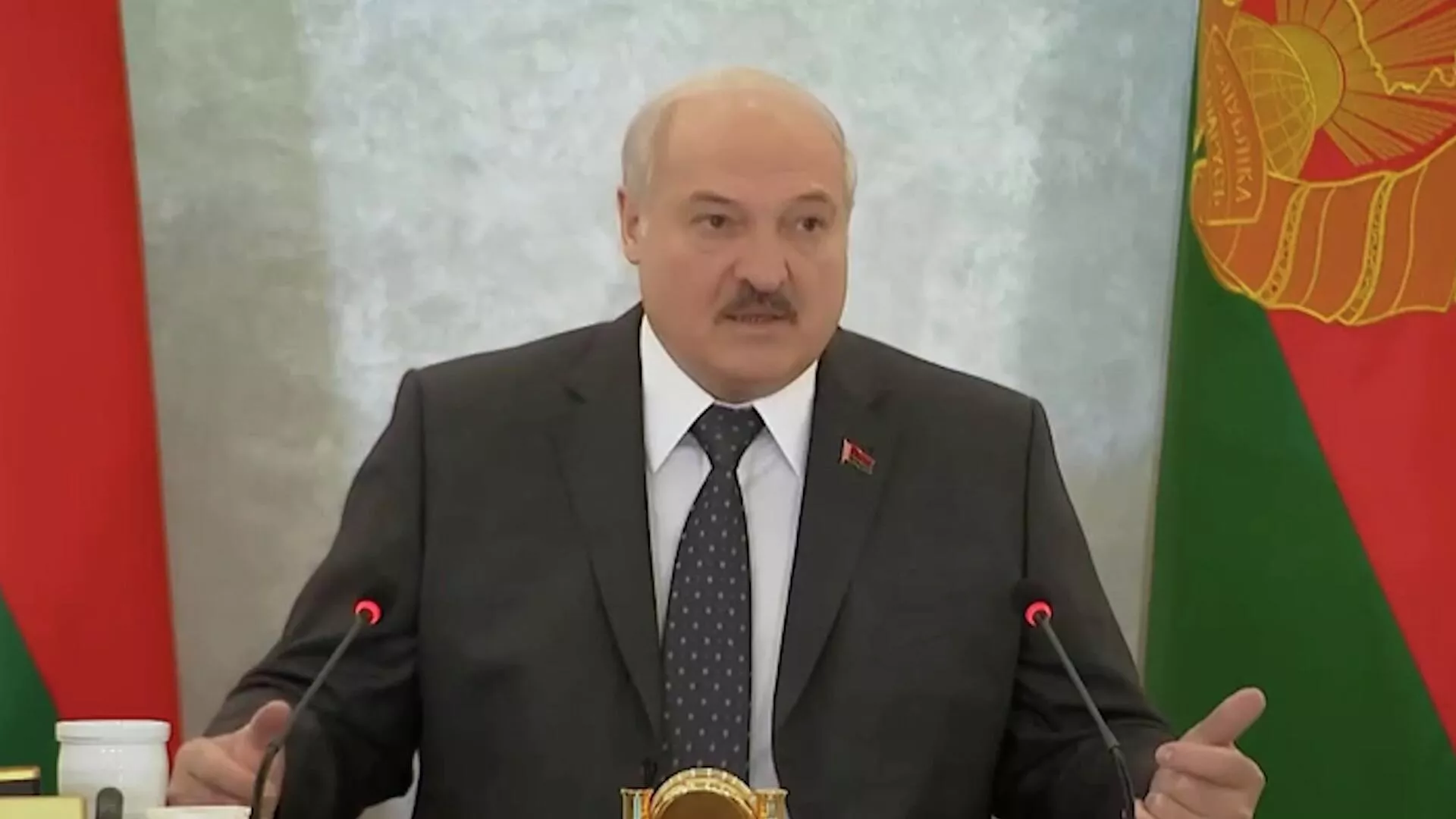Лукашенко о спецоперации по освобождению граждан Белоруссии на Украине Лукашенко о спецоперации по освобождению граждан Белоруссии на Украине - РИА Новости, 1920, 07.04.2022