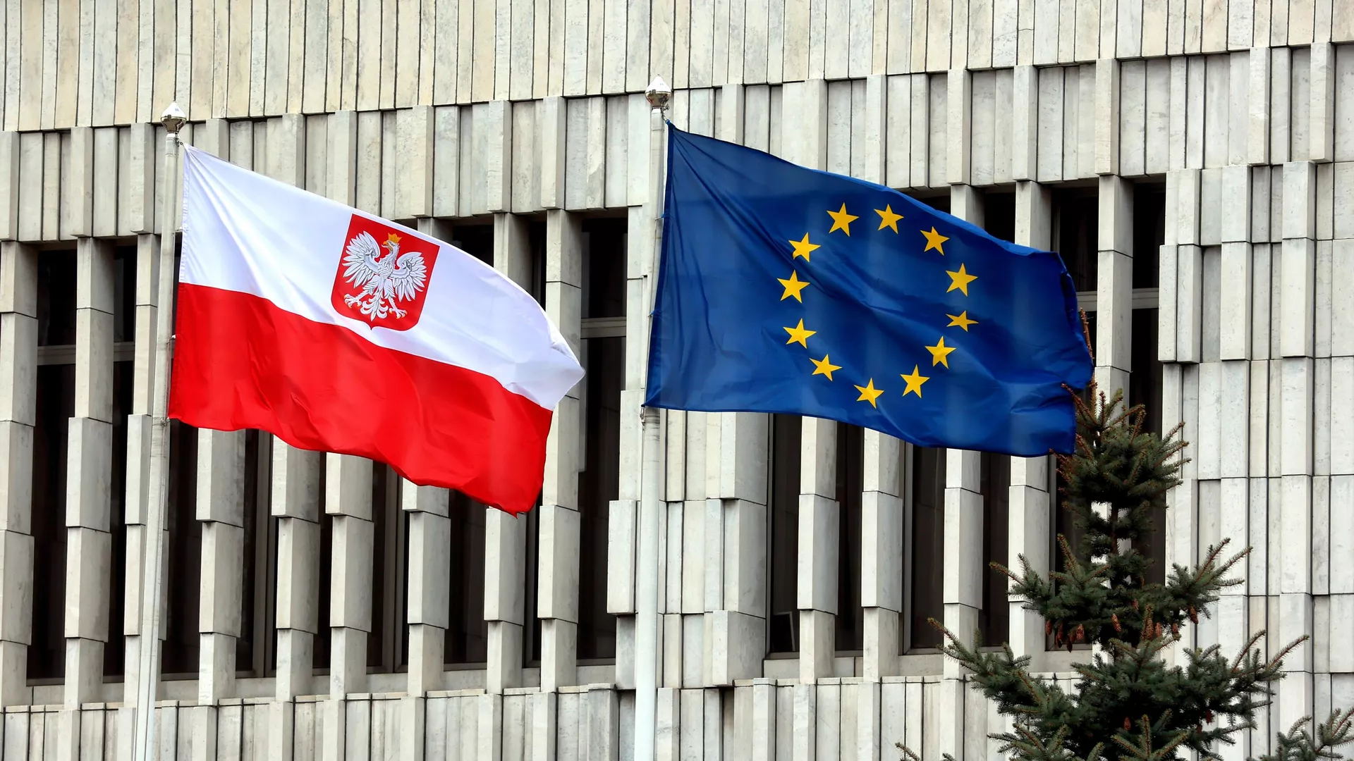 Флаги Польши и Евросоюза - РИА Новости, 1920, 02.06.2022