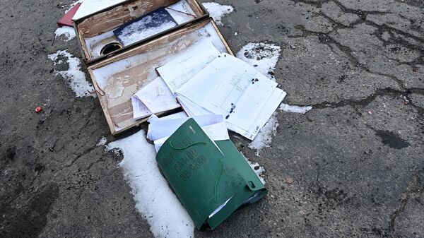 Документация Вооруженных сил Украины, брошенная в Херсонской области.