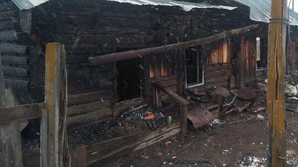 На месте пожара в жилом доме в городе Балей, Забайкальский край