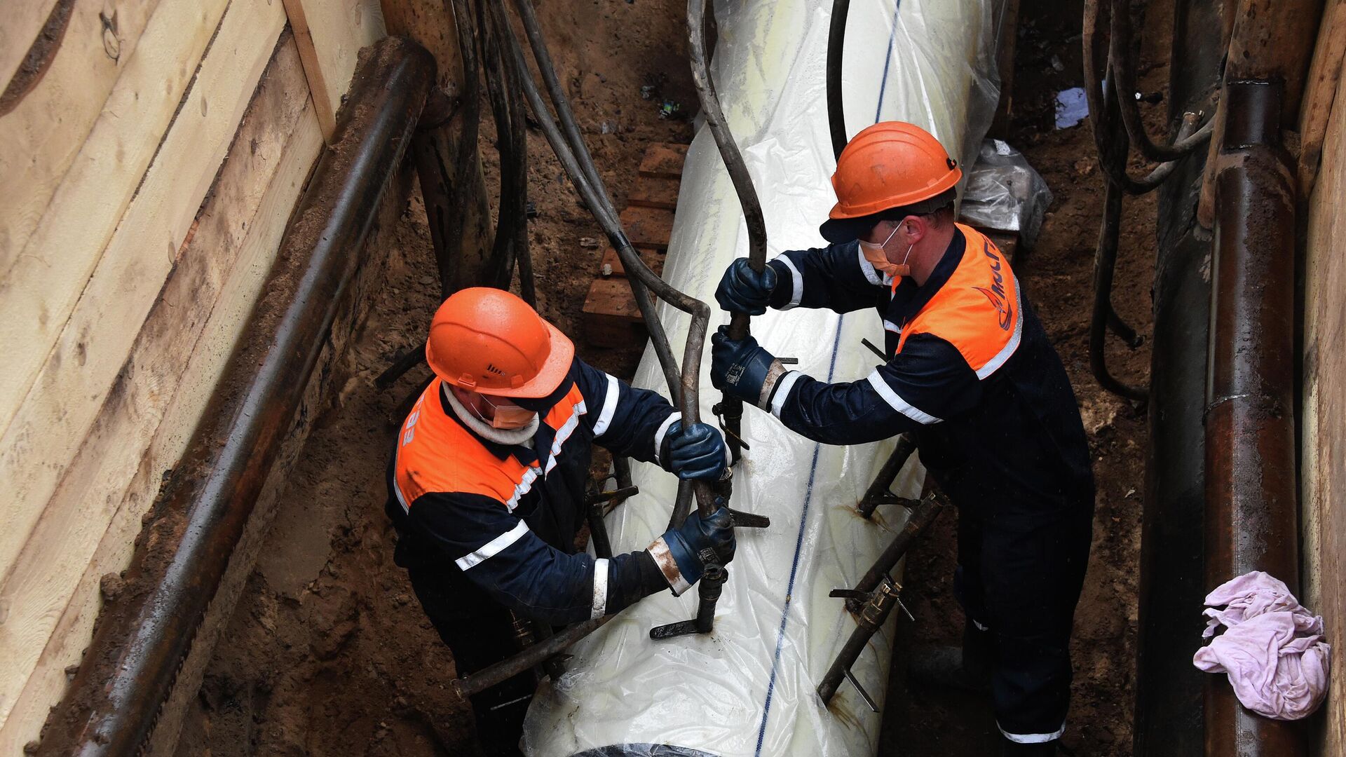 Реконструкция газопровода на Фрунзенской набережной в Москве - РИА Новости, 1920, 12.04.2022