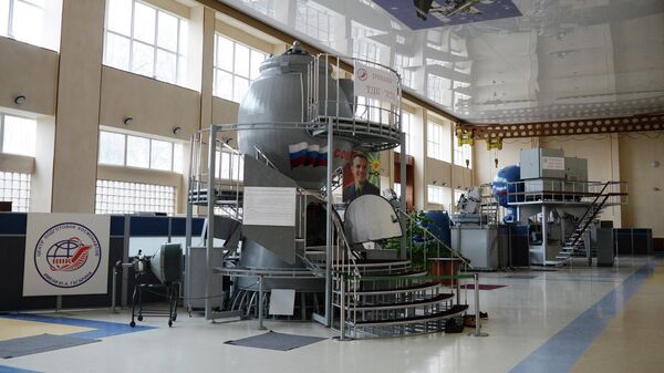 Тренажер динамических режимов полета ТДК -7СТ5 в Центре подготовки космонавтов имени Ю. А. Гагарина в Звездном городке 