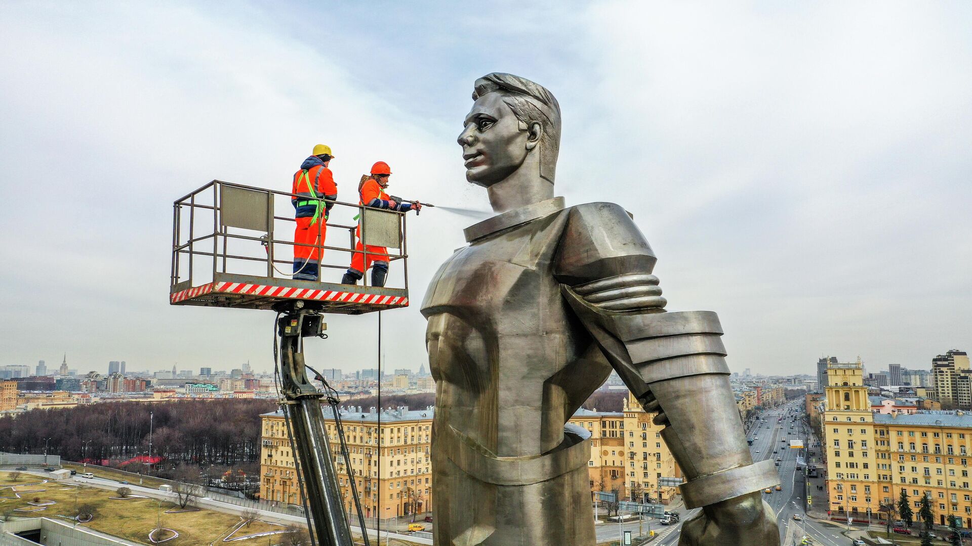 Месячник благоустройства в Москве - РИА Новости, 1920, 14.04.2022