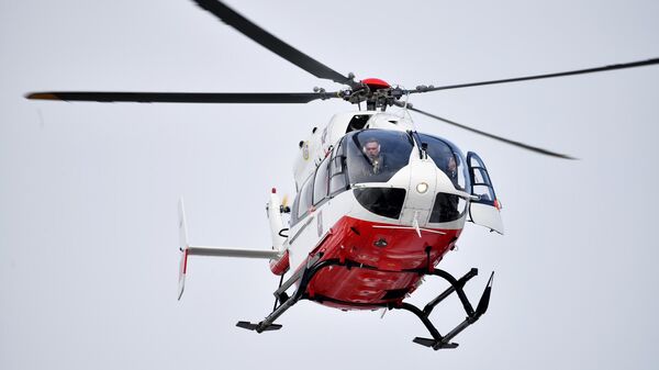 Вертолет Eurocopter EC-145 МЧС России спасательной службы МЧС России на учениях 