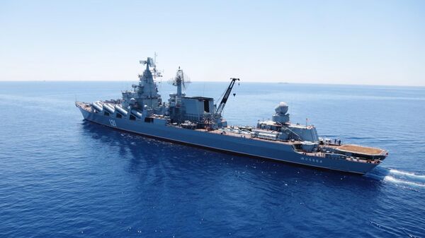Гвардейский ракетный крейсер Москва во время учений в Средиземном море