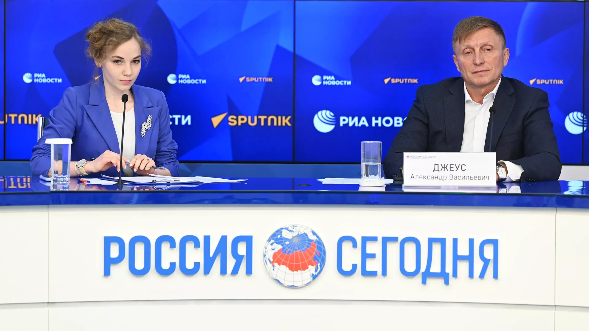 Пресс-конференция на тему: Всероссийский детский центр Орленок – детям Донбасса - РИА Новости, 1920, 14.04.2022