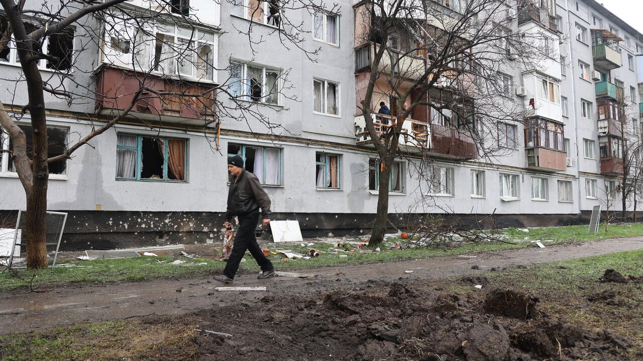 Ясиноватая в ДНР подверглась обстрелу крупнокалиберными снарядами - РИА  Новости, 14.04.2022