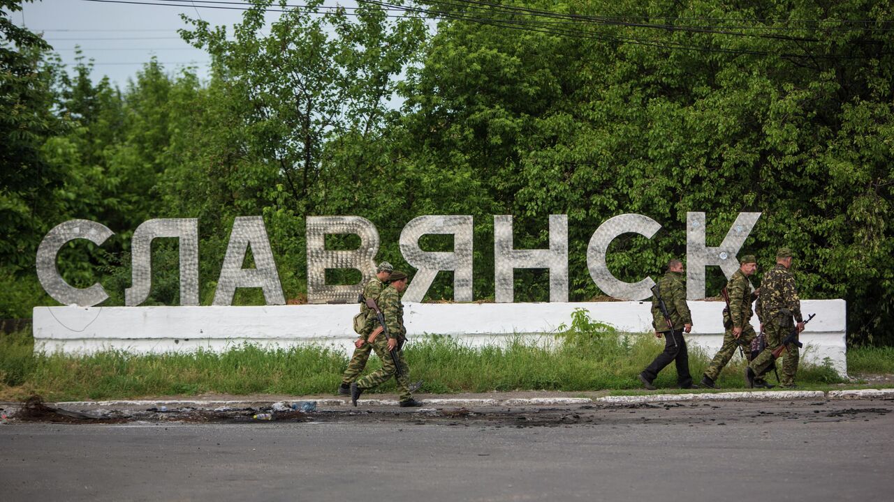 ВСУ делают Славянск и Краматорск городами-смертниками, заявил депутат - РИА  Новости, 03.04.2024