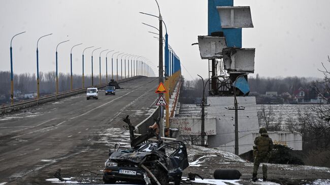 Мост через реку Днепр в окрестностях Херсона