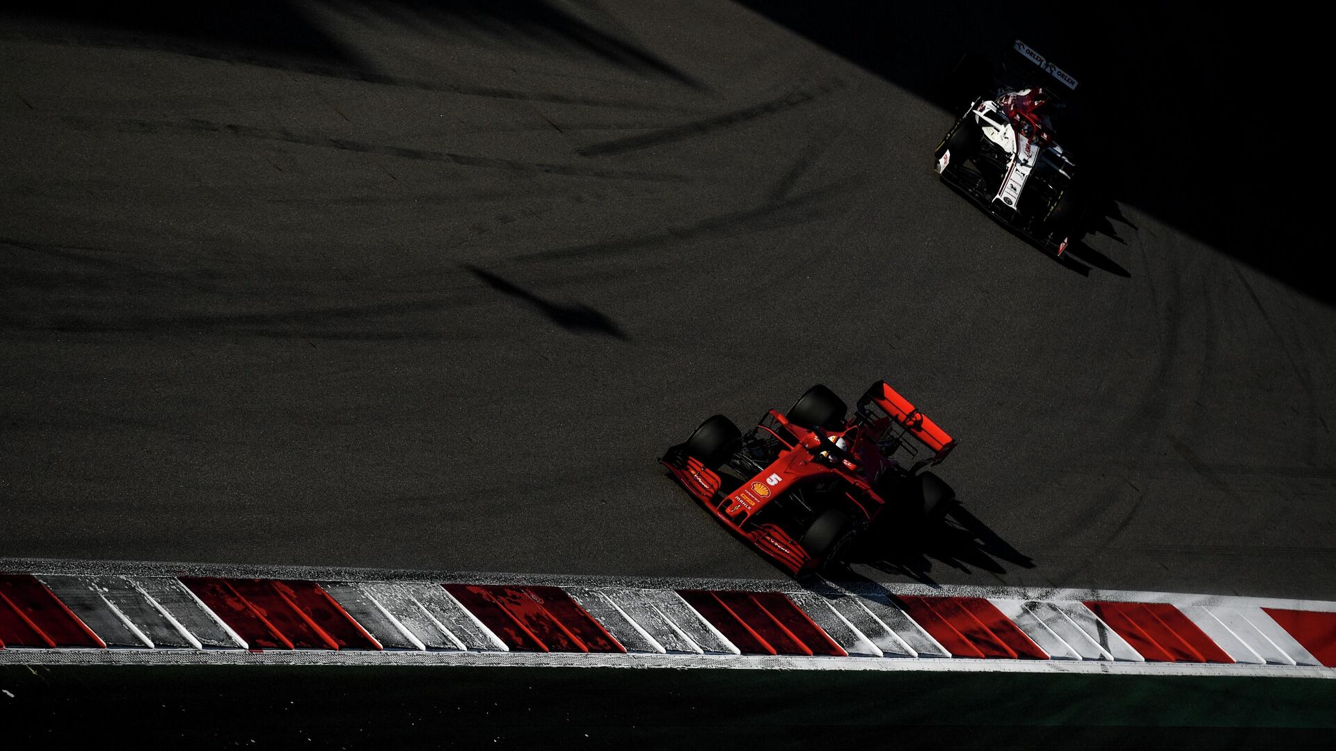 FIA пока не согласилась увеличить число спринтов в календаре "Формулы-1" с 2023 года