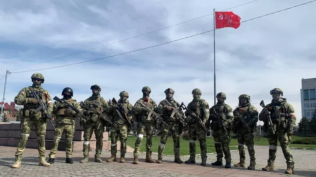 Знамя Победы на Аллее Славы в Херсоне
