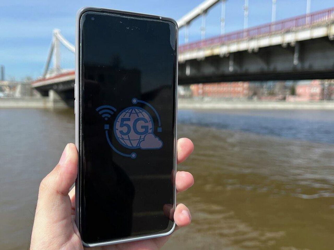 Трудный путь к 5G: какие проблемы есть у новой мобильной связи в России -  РИА Новости, 20.04.2022