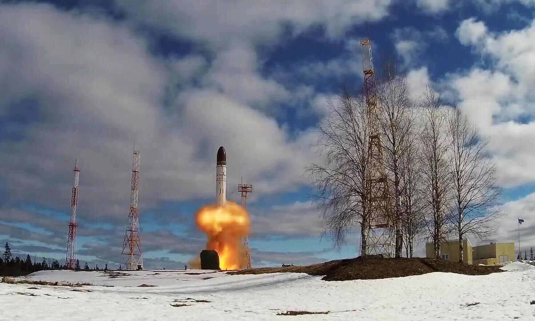 Запуск межконтинентальной баллистической ракеты стационарного базирования Сармат с космодрома Плесецк - РИА Новости, 1920, 20.11.2023