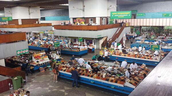 Зеленый базар в Алма-Ате