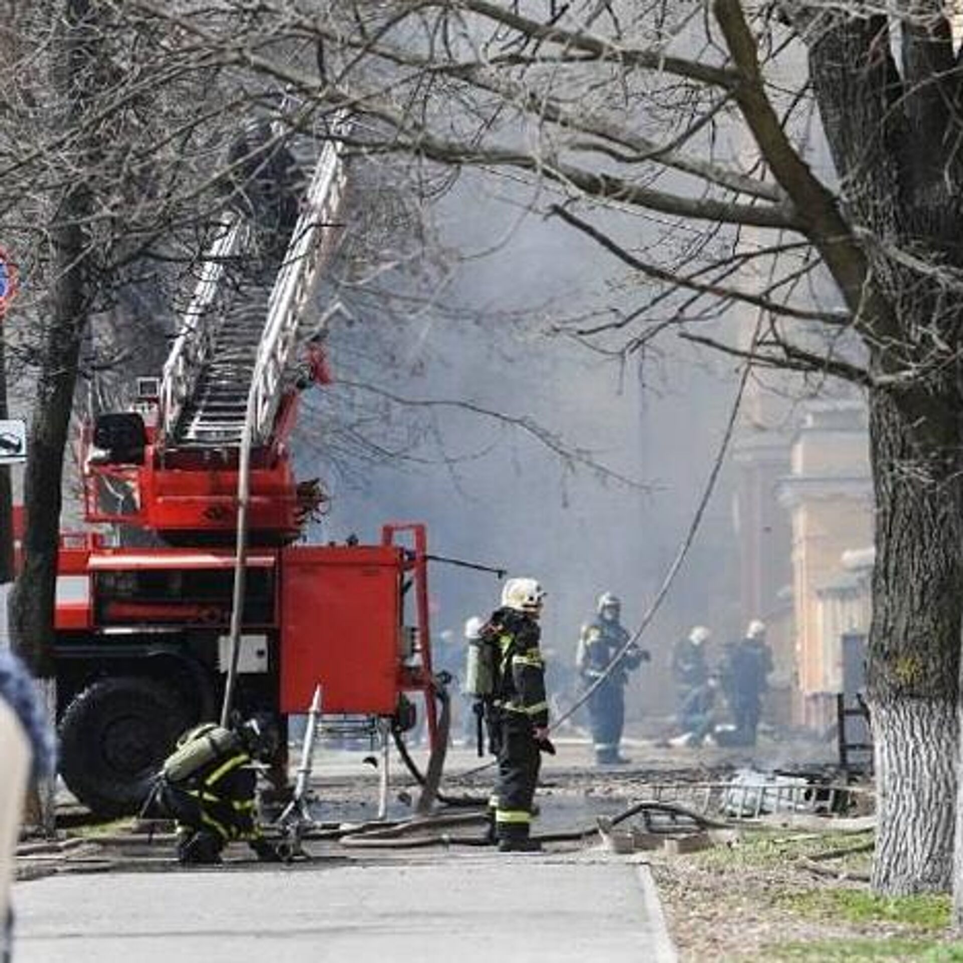 Военная прокуратура начала проверку после пожара в оборонном НИИ в Твери -  РИА Новости, 21.04.2022