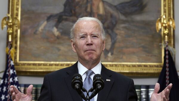 Президент США Джо Байден выступает с заявлением по ситуации вокруг Украины в Белом доме