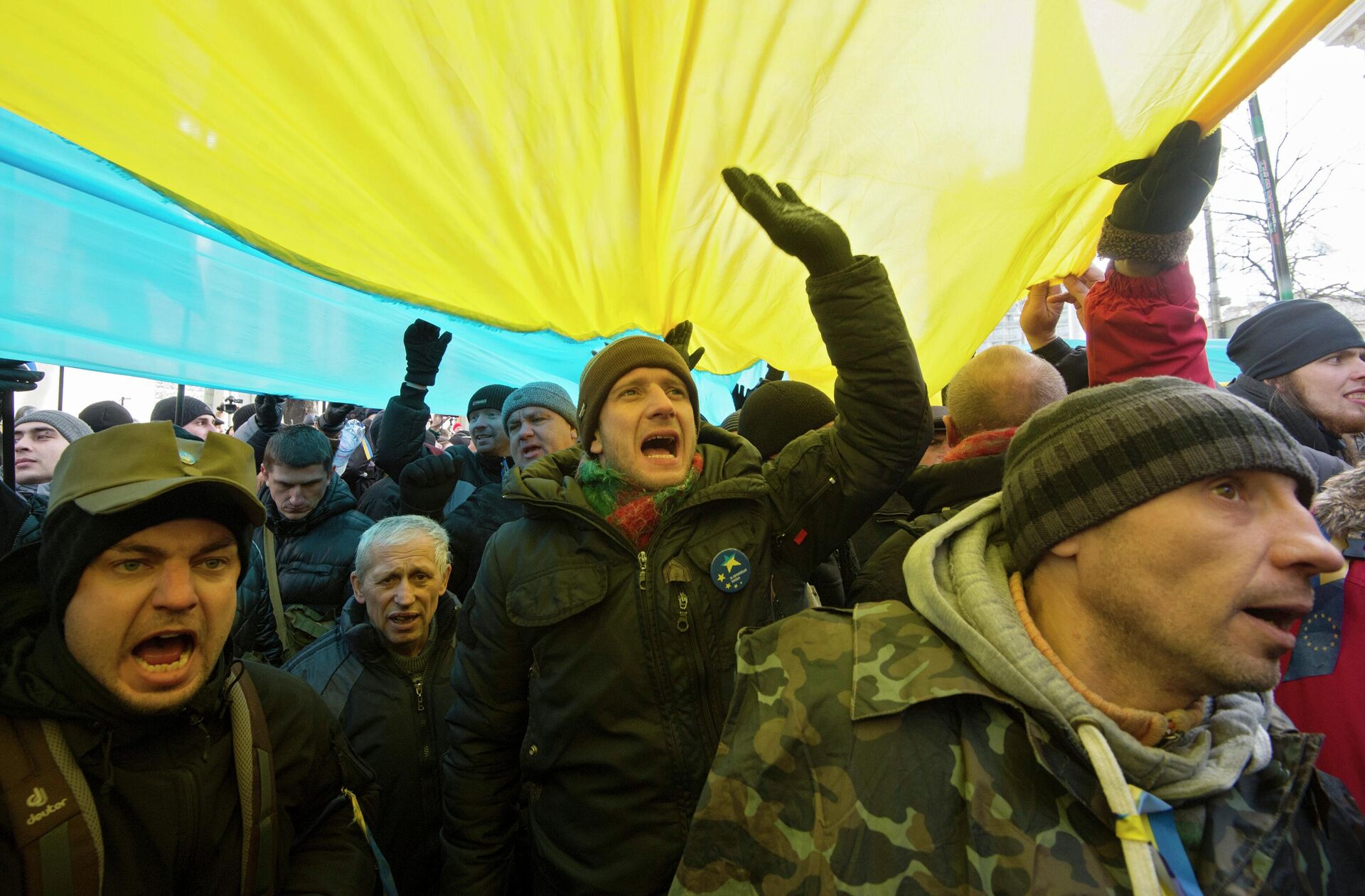 Пикет сторонников евроинтеграции Украины у здания Верховной Рады - РИА Новости, 1920, 22.04.2022