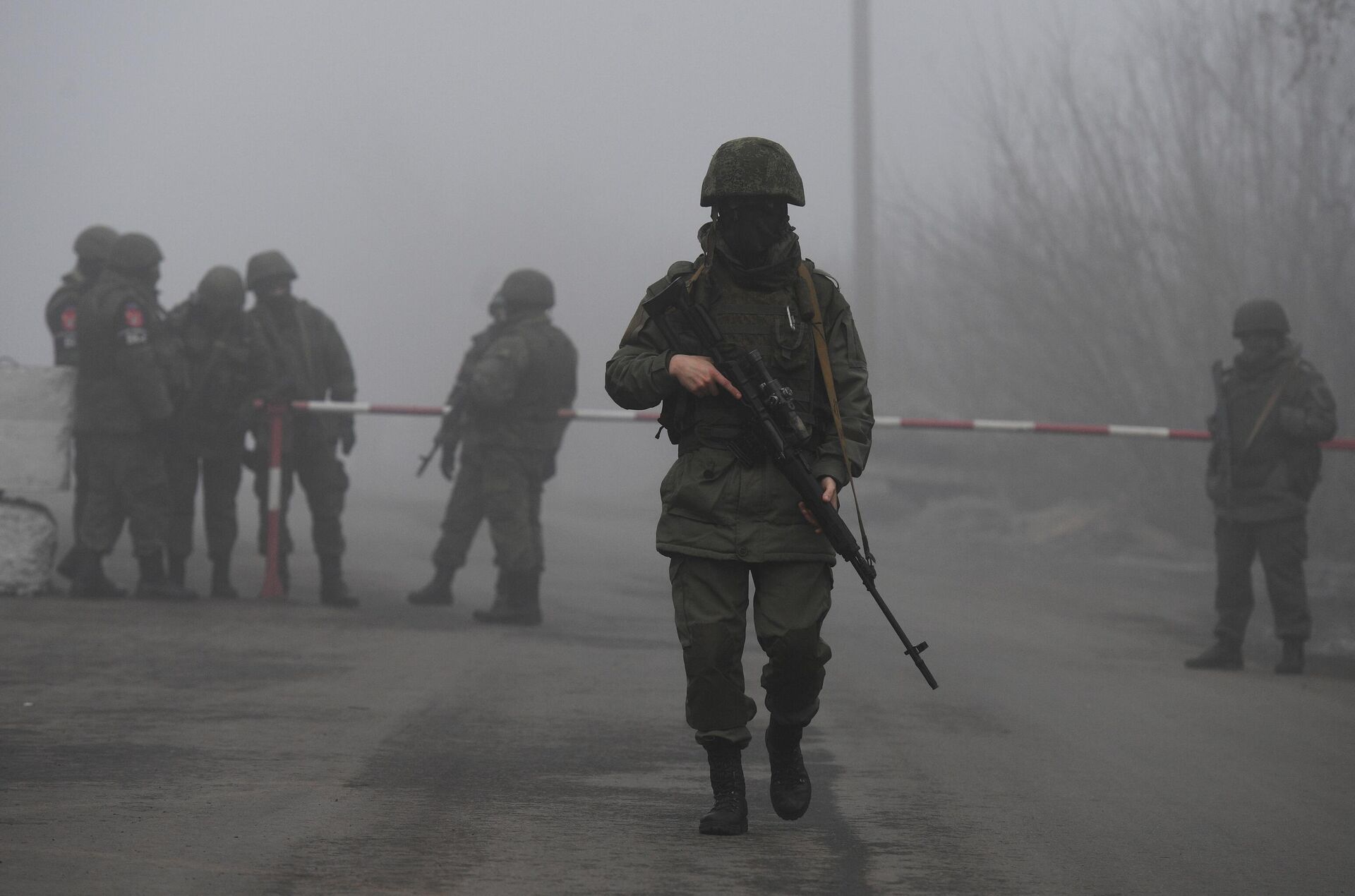 Обмен военнопленными между ДНР, ЛНР и Украиной в Донецкой области - РИА Новости, 1920, 22.04.2022