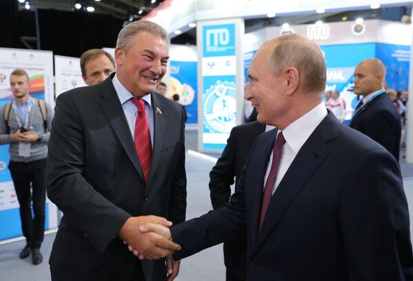 Владислав Третьяк и Владимир Путин Владислав Третьяк и Владимир Путин