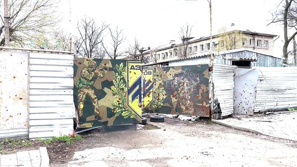 Кадры разбитой базы украинских националистов из «Азова»* в Мариуполе