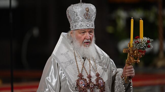 Патриарх Московский и всея Руси Кирилл проводит пасхальное богослужение в храме Христа Спасителя в Москве