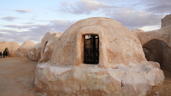 Местность в пустыне на территории Туниса, где снимали фильм Звездные войны