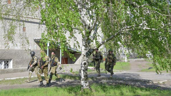 Российские военнослужащие в городе Рубежное Луганской народной республики