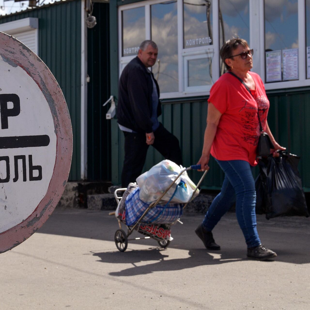 На границе ЛНР и России ликвидировали таможенные посты - РИА Новости,  10.10.2022