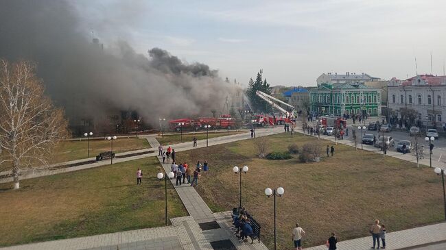 Пожар в торговом центре Гагаринский в Ишиме