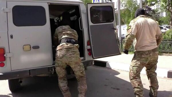 Кадры задержания сторонника ИГ* в Карачаево-Черкессии