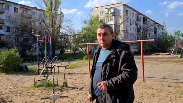 Житель Рубежного показал кладбище на детской площадке и рассказал об обстрелах ВСУ 