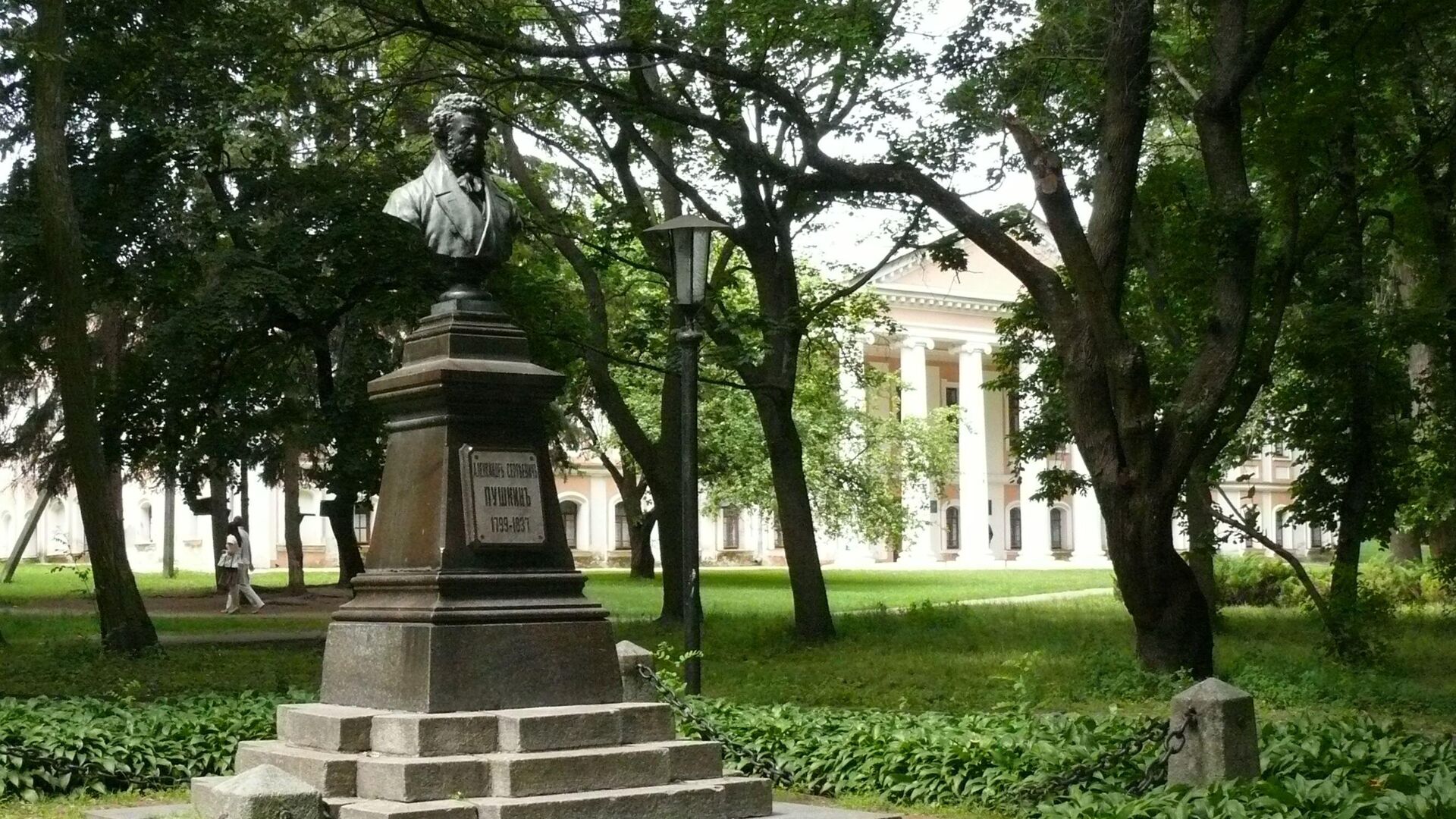 Памятник Александру Пушкину в Чернигове - РИА Новости, 1920, 26.06.2022