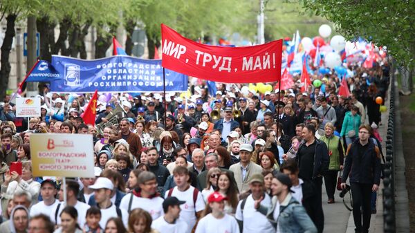 Первомайская демонстрация в Волгограде