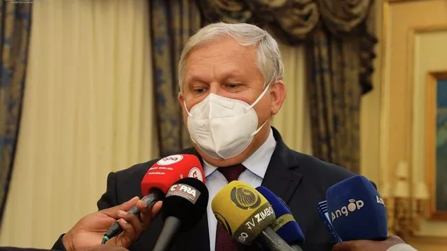 Посол РФ в Анголе Владимир Тараров