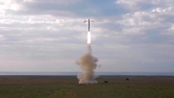 ВС РФ сверхзвуковыми крылатыми ракетами Оникс уничтожают ангары с иностранными вооружениями в Одессе. Кадр видео