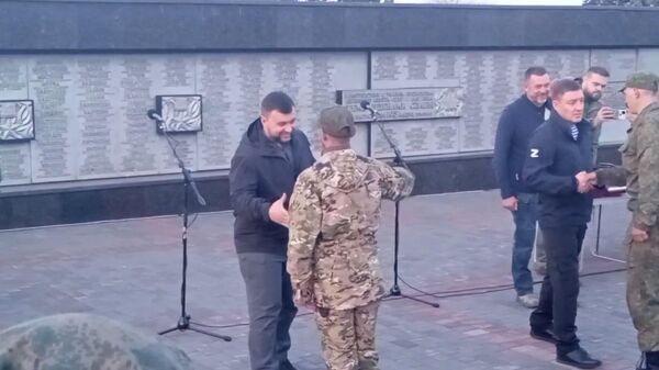 Награждение Пушилиным бойцов Народной милиции ДНР